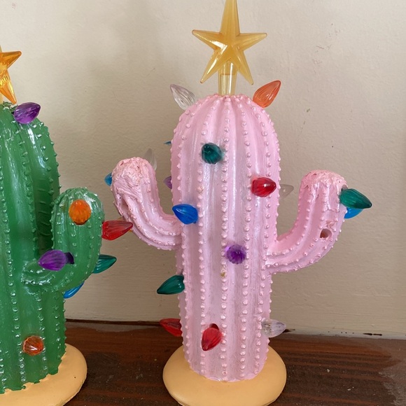 Cactus Christmas Tree with Lights - Picture 8 of 17
